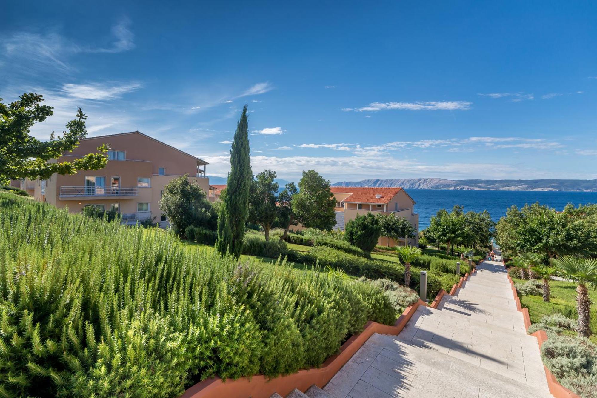 Apartments Grand Novi Vinodolski Resort Ngoại thất bức ảnh