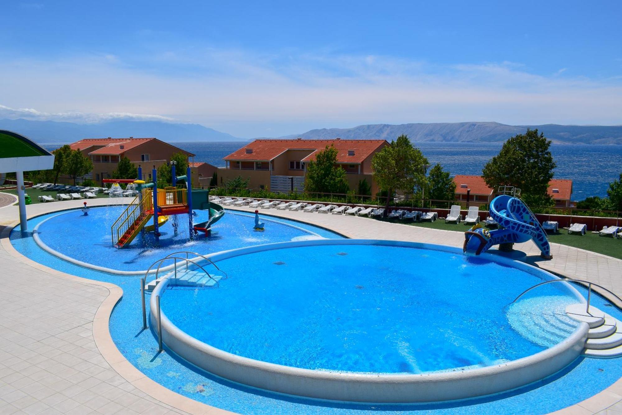 Apartments Grand Novi Vinodolski Resort Ngoại thất bức ảnh